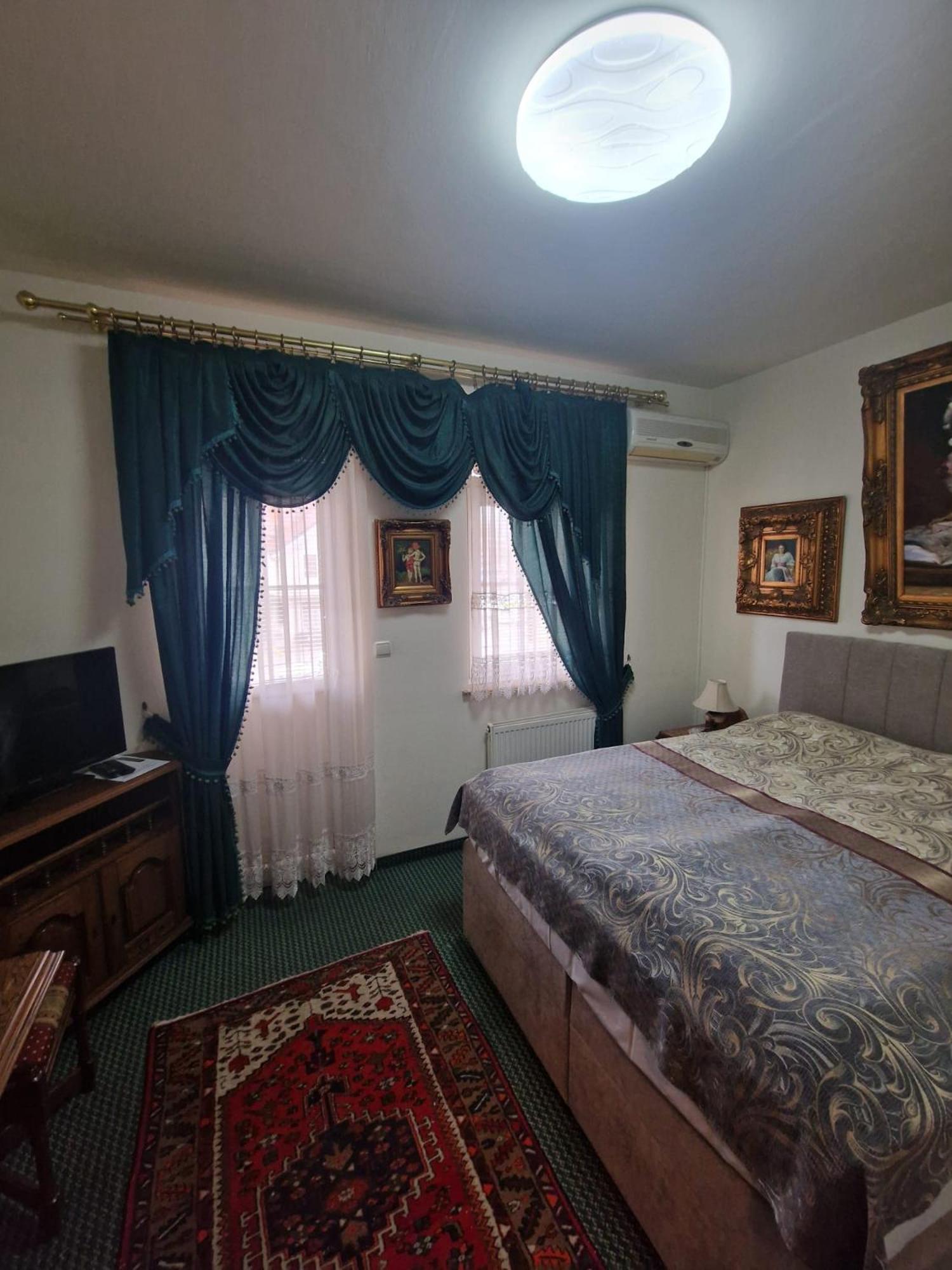 Hotel Razgorsek Веленье Экстерьер фото