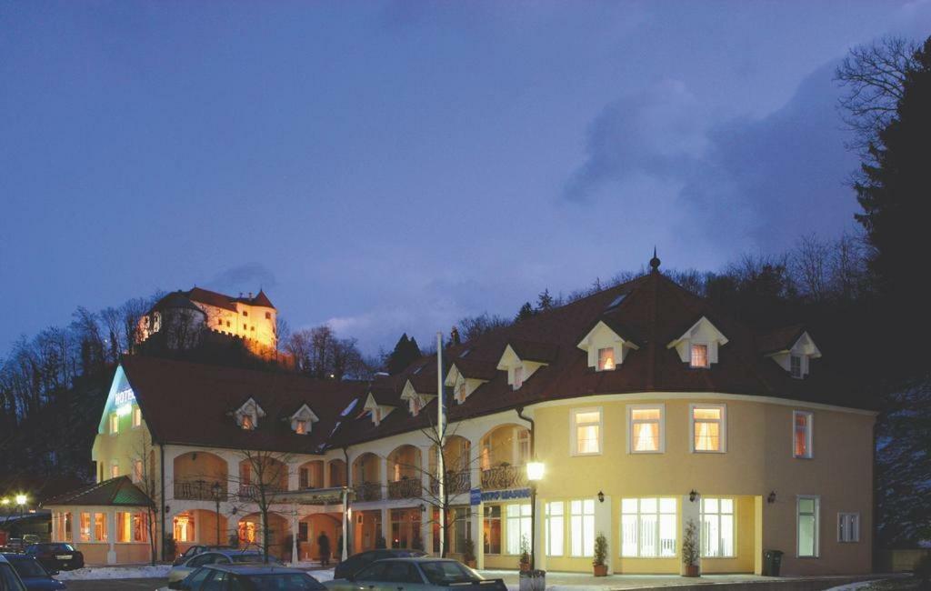 Hotel Razgorsek Веленье Экстерьер фото